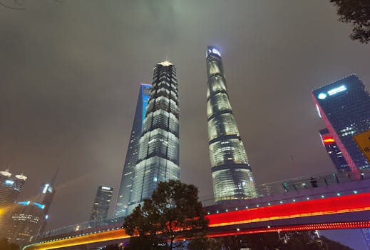  杭州银行董事会审议通过多项关键议案，；王立雄获聘首席合规官。 股票财经