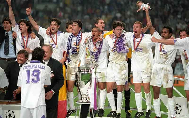  技术解码：皇马最强锋线搭档的253球战术密码 体育新闻