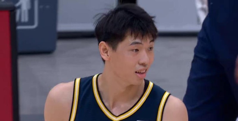 【绝境逆袭】杜锋缺阵之夜,这支队伍用行动诠释何为永不言弃! 体育新闻 【绝境逆袭】杜锋缺阵之夜,这支队伍用行动诠释何为永不言弃! 体育新闻
